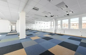 Office for rent, 454m<sup>2</sup>