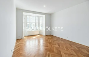 Apartment for rent, 4+1 - 3 bedrooms, 143m<sup>2</sup>
