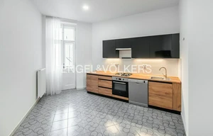 Apartment for rent, 4+1 - 3 bedrooms, 143m<sup>2</sup>