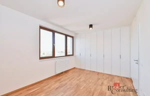 Apartment for rent, 2+kk - 1 bedroom, 59m<sup>2</sup>