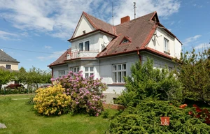 Villa for sale, 198m<sup>2</sup>, 700m<sup>2</sup> of land