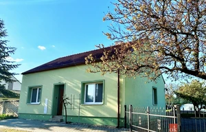 Family house for sale, 170m<sup>2</sup>, 692m<sup>2</sup> of land