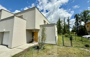 Family house for rent, 181m<sup>2</sup>, 846m<sup>2</sup> of land