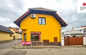 Family house for sale, 250m<sup>2</sup>, 328m<sup>2</sup> of land