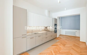 Apartment for rent, 4+kk - 3 bedrooms, 202m<sup>2</sup>