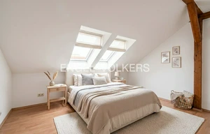 Apartment for sale, 5+1 - 4 bedrooms, 240m<sup>2</sup>