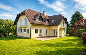 Family house for rent, 251m<sup>2</sup>, 1018m<sup>2</sup> of land