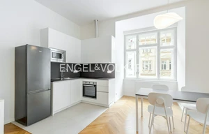 Apartment for rent, 4+kk - 3 bedrooms, 99m<sup>2</sup>