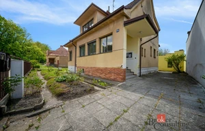 Family house for sale, 157m<sup>2</sup>, 676m<sup>2</sup> of land