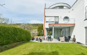 Family house for rent, 507m<sup>2</sup>, 515m<sup>2</sup> of land