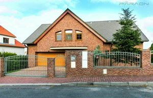Villa for rent, 384m<sup>2</sup>, 670m<sup>2</sup> of land