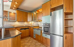 Apartment for rent, 5+kk - 4 bedrooms, 110m<sup>2</sup>