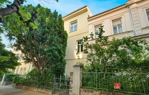 Apartment for rent, 4+1 - 3 bedrooms, 148m<sup>2</sup>