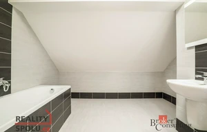 Apartment for rent, 2+kk - 1 bedroom, 60m<sup>2</sup>