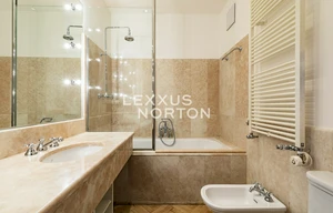 Apartment for rent, 5 bedrooms +, 255m<sup>2</sup>