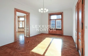 Apartment for rent, 5 bedrooms +, 255m<sup>2</sup>