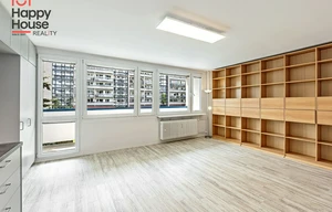 Apartment for rent, 4+kk - 3 bedrooms, 107m<sup>2</sup>