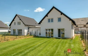 Family house for sale, 127m<sup>2</sup>, 452m<sup>2</sup> of land
