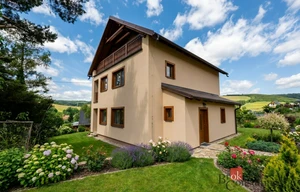 Family house for sale, 256m<sup>2</sup>, 1170m<sup>2</sup> of land
