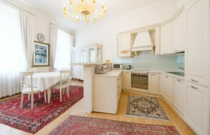 Apartment for rent, 4+kk - 3 bedrooms, 122m<sup>2</sup>