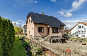 Family house for sale, 180m<sup>2</sup>, 1499m<sup>2</sup> of land