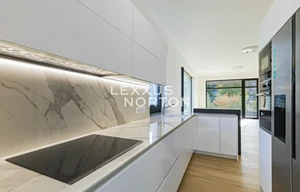Apartment for rent, 4+kk - 3 bedrooms, 138m<sup>2</sup>