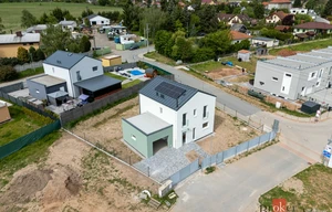 Family house for sale, 141m<sup>2</sup>, 612m<sup>2</sup> of land