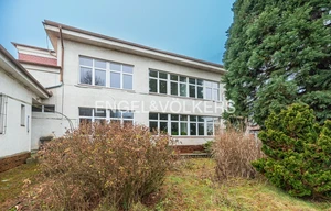 Accommodation for rent, 870m<sup>2</sup>