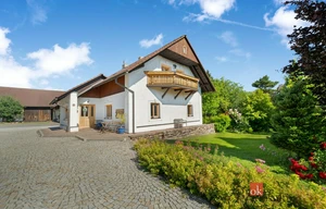 Family house for sale, 450m<sup>2</sup>, 6410m<sup>2</sup> of land