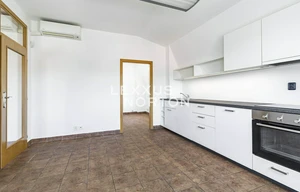 Apartment for rent, 4+1 - 3 bedrooms, 129m<sup>2</sup>