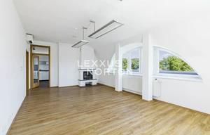 Apartment for rent, 4+1 - 3 bedrooms, 129m<sup>2</sup>