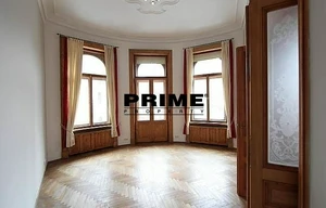 Apartment for rent, 5 bedrooms +, 256m<sup>2</sup>