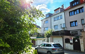 Family house for sale, 195m<sup>2</sup>, 146m<sup>2</sup> of land