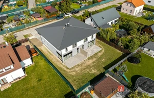Family house for sale, 160m<sup>2</sup>, 331m<sup>2</sup> of land