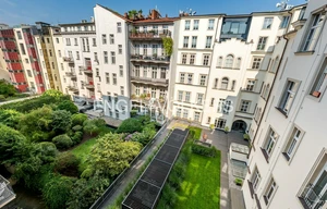 Apartment for rent, 5+kk - 4 bedrooms, 202m<sup>2</sup>