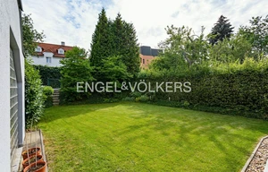 Family house for rent, 230m<sup>2</sup>, 485m<sup>2</sup> of land