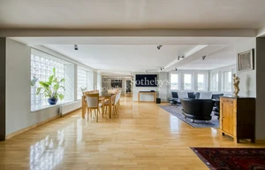 Apartment for rent, 3+kk - 2 bedrooms, 250m<sup>2</sup>