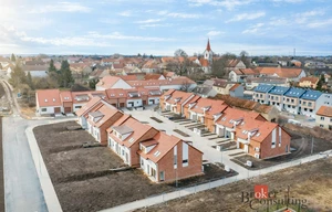 Family house for sale, 161m<sup>2</sup>, 437m<sup>2</sup> of land