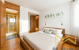 Apartment for rent, 4+kk - 3 bedrooms, 107m<sup>2</sup>