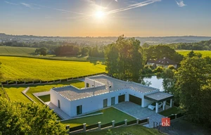 Family house for sale, 245m<sup>2</sup>, 1988m<sup>2</sup> of land