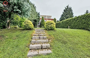 Family house for rent, 260m<sup>2</sup>, 1000m<sup>2</sup> of land