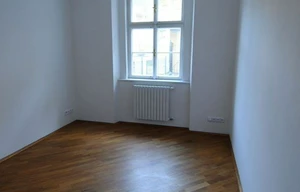 Apartment for rent, 4+1 - 3 bedrooms, 178m<sup>2</sup>