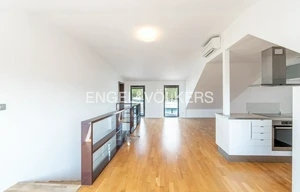 Apartment for rent, 3+kk - 2 bedrooms, 105m<sup>2</sup>