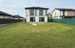 Family house for sale, 141m<sup>2</sup>, 769m<sup>2</sup> of land