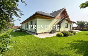 Family house for rent, 180m<sup>2</sup>, 680m<sup>2</sup> of land
