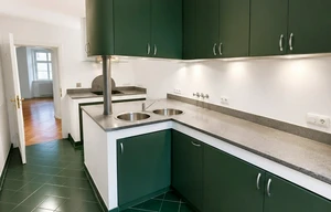 Apartment for rent, 4+kk - 3 bedrooms, 170m<sup>2</sup>