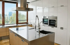 Apartment for rent, 4+kk - 3 bedrooms, 140m<sup>2</sup>