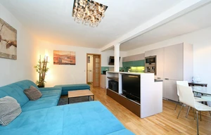 Apartment for rent, 5+kk - 4 bedrooms, 186m<sup>2</sup>