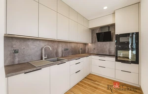 Apartment for sale, 4+kk - 3 bedrooms, 81m<sup>2</sup>