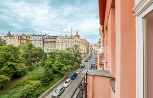 Apartment for rent, 4+1 - 3 bedrooms, 142m<sup>2</sup>